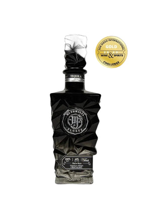 MI FAMILIA cristalino, añejo 750ml