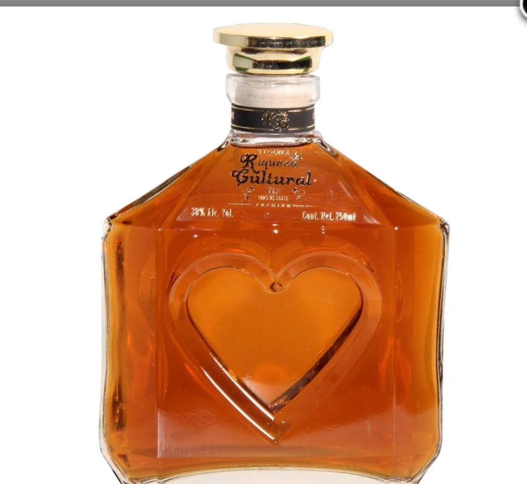 RIQUEZA CORAZON CERAMICA ANEJO 750ML